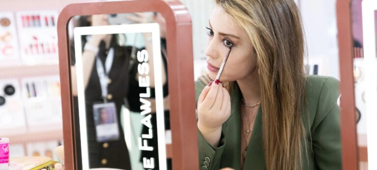 Cinco movimentos que reposicionam a beleza entre ciência e bem-estar